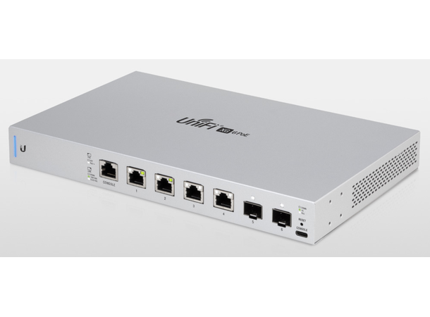 Ubiquiti Unifi Switch 6-Port PoE++ 4x10Gbit RJ45, 2xSFP+, 802.3bt PoE++
