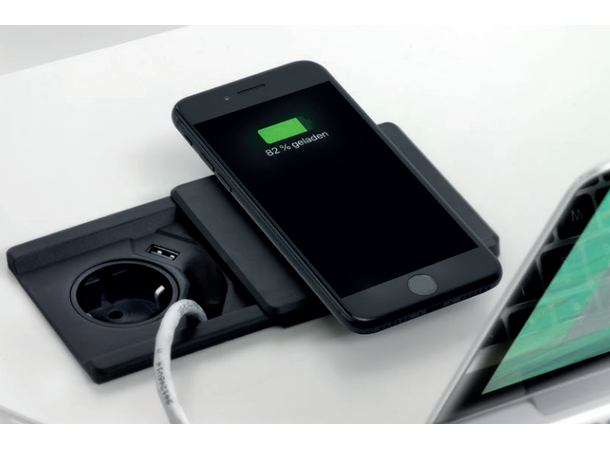 EVOline Square80 sort 1x stikk 1x 1000mA USB lader Qi RJ45 