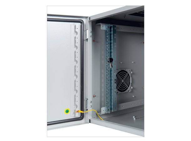 Lande Safebox IP55 Indoor 24U W600xD600xH1196 | Grey | 100kg | 19" 