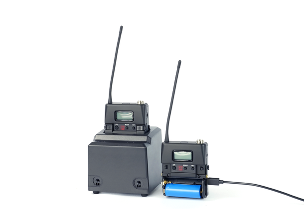 Mipro Pocket transmitter ACT-700T 5UB Chargeable 554-626MHz Belt clip 72MHz 