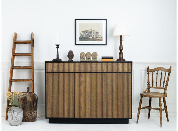 Multibrackets TV heis kabinett 55" Valnøtt, 50Kg, VESA 600400 