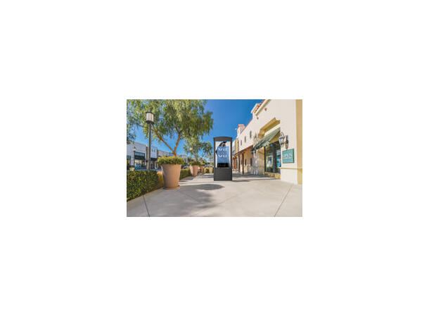 Peerless Smart City Kiosk 55" Xtreme™ High Bright Outdoor Display, Silver 