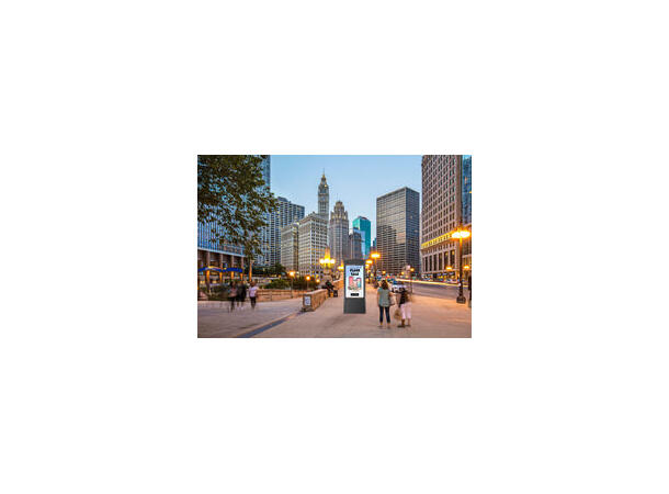 Peerless Smart City Kiosk 55" Xtreme™ High Bright Outdoor Display, Silver 